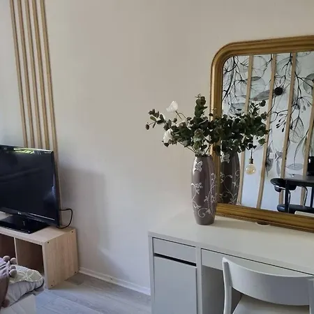 Hsh France Location Land Paris - Nicolas - De Charme Apartmán